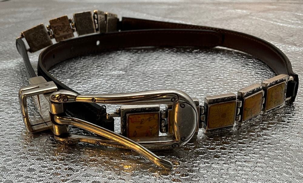Brighton Vintage Reversible Slim Belt 840179 Size 28 Women's leather Black/Brown